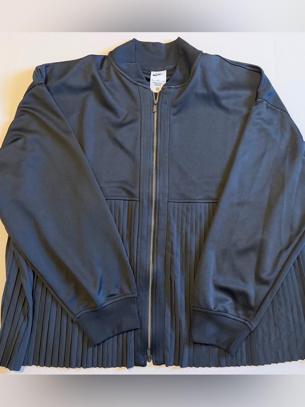 Nike Women’s Black Pleated-Panel Bomber Jacket